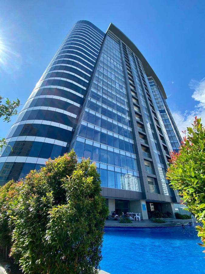 Aeon Towers Executive Suite 2Br 18Th Floor Davao Екстер'єр фото